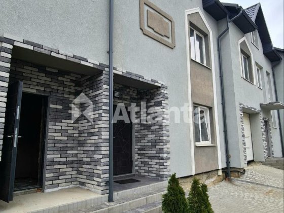 Таунхауз на вул. Горіхова Великий Кучурів