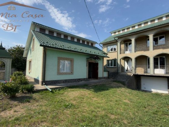 Продаж 2 будинків в Новоселиці (ідеально для 2 родин) Новоселиця