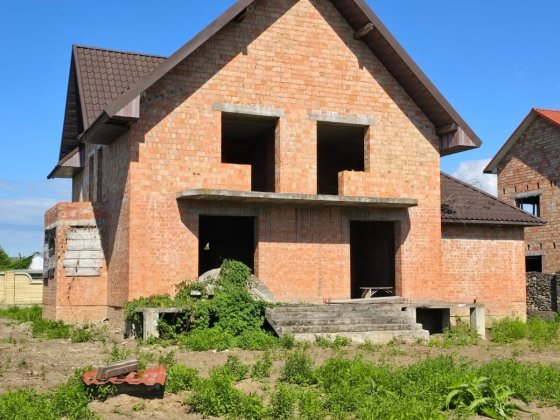Продаж якісного будинку в с. Мамаївці — передмістя Чернівців,  з гарною ділянкою Мамаевцы