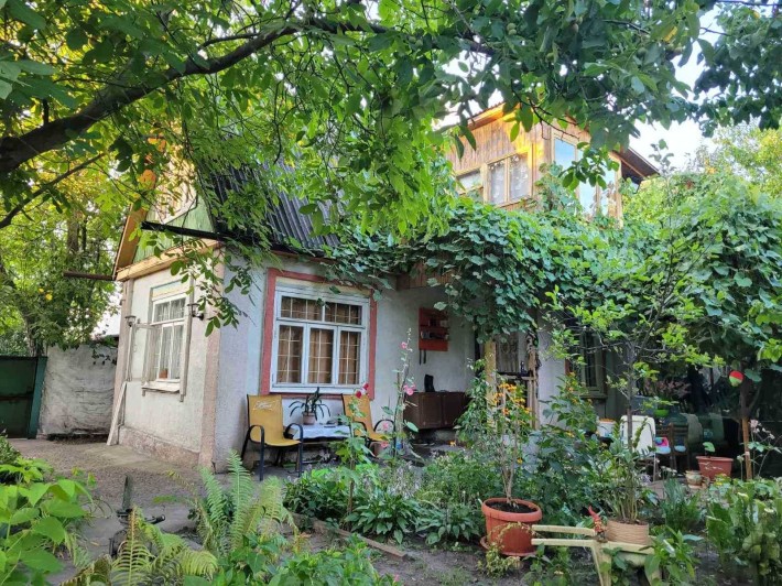 Дачний будинок с земельною ділянкою .  Садова 59, Осокорки,  поряд озеро - фото 1