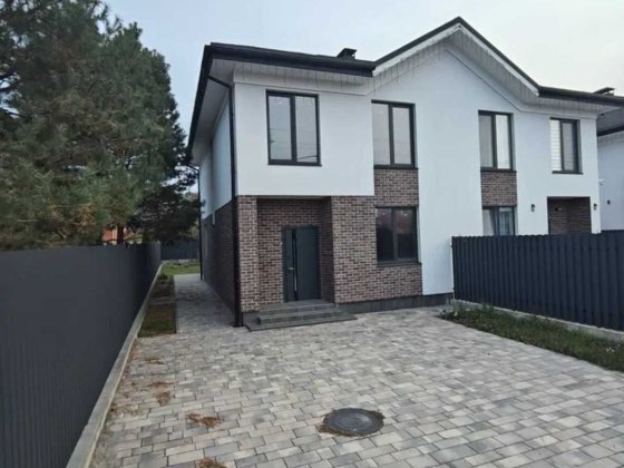 Продаж елітного дуплекса, Сади вул. Чубинського, Бровари