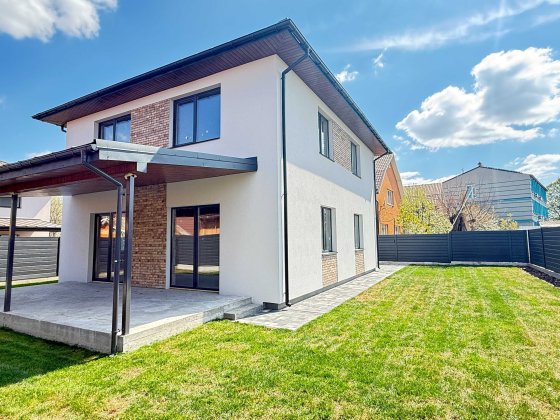 Продаж 2х пов. будинку 150м2 | 5 соток | м. Київ, вул.Якова Качури 15 (Михайлівська Борщагівка)