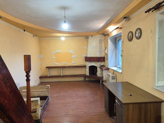 Продам частину цегляного будинку Заріччя вул Є. Деслава