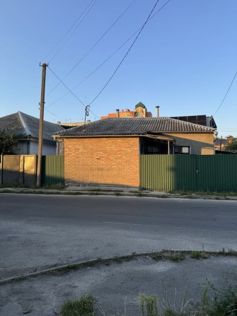 Продам будинок в центрі міста - фото 1