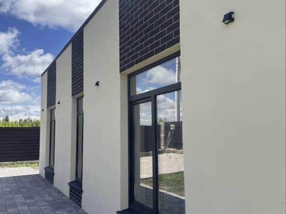Продам  БЕЗ КОМІСІЇ новий будинок з ремонтом 80 км від м. Києва Белая Церковь