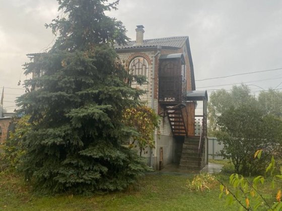 Продам будинок із земельною ділянкою в Києві, Дарницький район