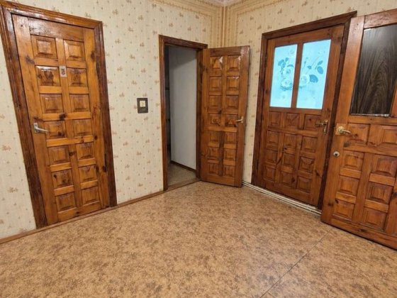 Продам частину будинку м-в Незалежності