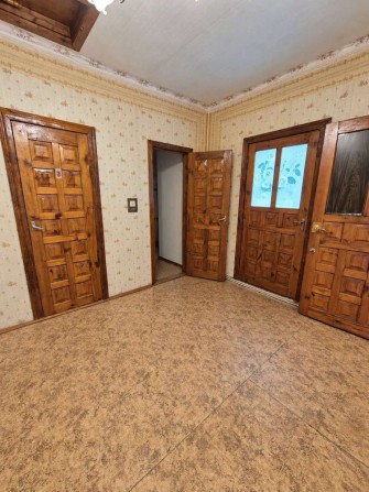 Продам частину будинку м-в Незалежності - фото 1