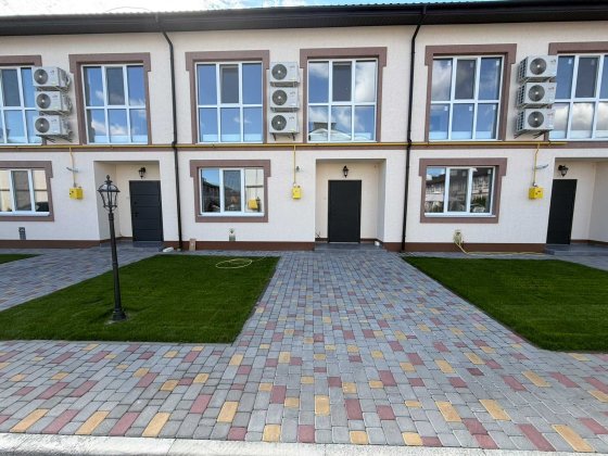 Продам Таунхаус з ремонтом 72кв.м. | КМ Паларіс