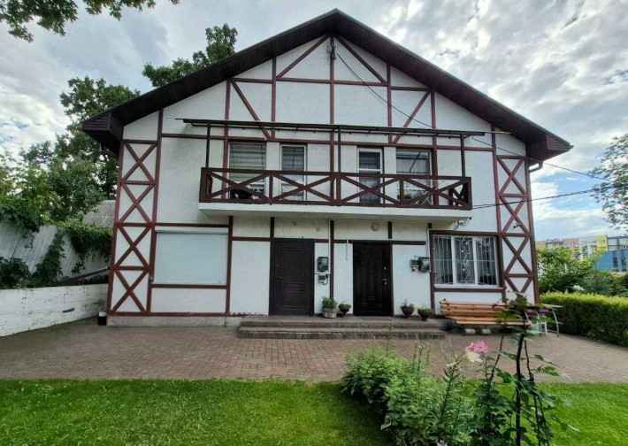 Продається будинок (квадро) з ремонтом та меблями в м. Ірпінь, є генератор - фото 1