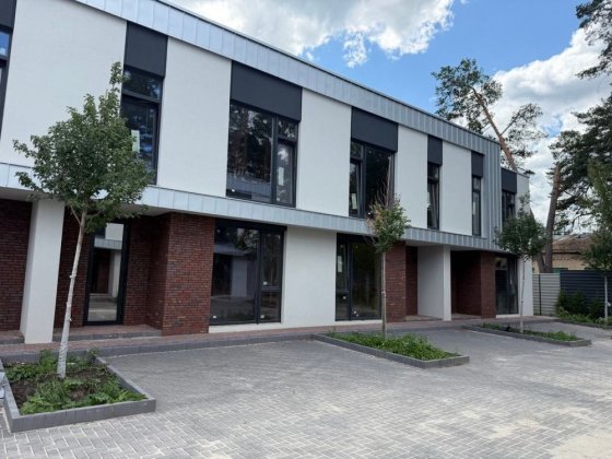 Продам таунхаус у котеджному містечку Ірпеня, лісова частина! Газ, тиха зелена локація, закрита тери