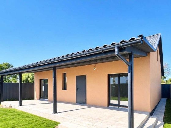 Без % Продам будинок 120 м.кв. на 3,5 сотках. Центр міста, права сторона.