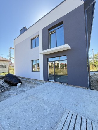 Будинок, ценляний 130 м2 , міські комунфкаціі - фото 1