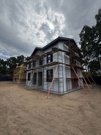 Ірпінь Дуплекс 95 м2 + мансарда 45 м2 Центральна частина міста, ГАЗ та Центральні комунікації - фото 1