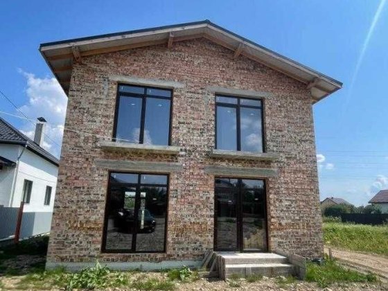 Будинок в Опришівцях — 135 м² | 6,3 сотих | 4 кімнати Івано-Франківськ