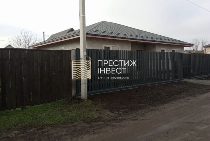 Продаж будинку на 6 сот земельної ділянки - фото 1