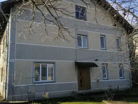 Продам або об мiняю великий двох поверховний особняк Ивано-Франковск