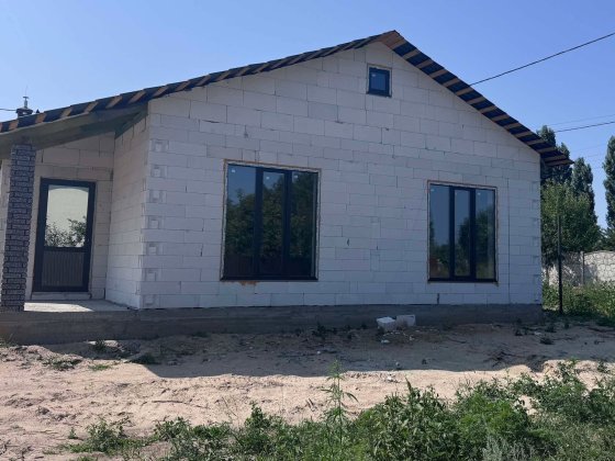 Продам будинок м.Бориспіль