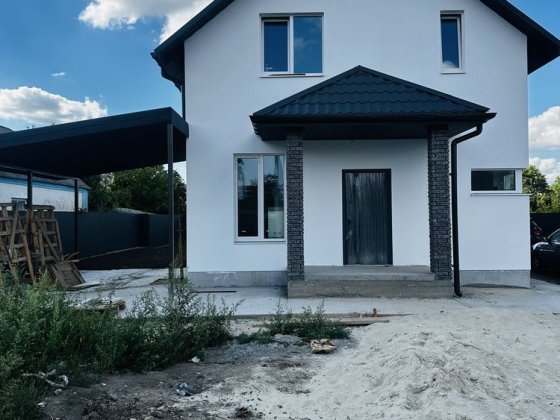 Продаж 2-поверхового будинку 140 м² на 5 сотках з ремонтом на стадії виконання!