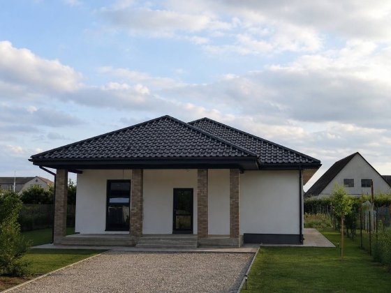 Просторий будинок 120 м² у центрі Борисполя, 11 соток, доступна єОселя