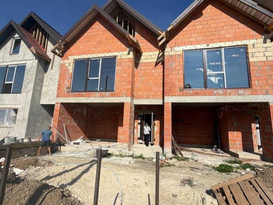 Продаж тауну в Опришівцях Івано-Франківськ
