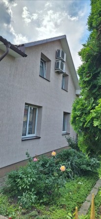 Продаж будинку з великою земельною ділянкою - фото 1