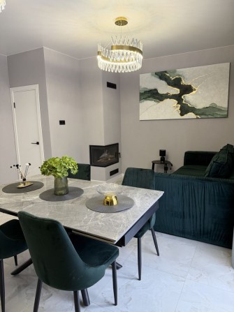 Кутовий таунхаус Ірпінь 110м² 2,7 сотки РЕМОНТ КАМІН $153 000 - фото 1