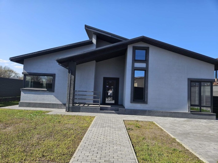 Продам свой одноэтажный новый дом Осокорки,  метро Славутич, 120м. - фото 1