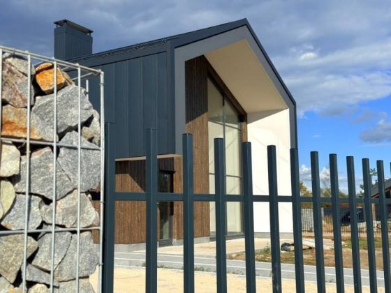 Продаж будинку в стилі Барнхаус - 235м2 | 10 сотих Івано-Франківськ
