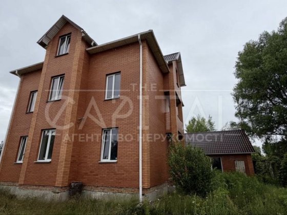 Продаж 3 поверхового будинку Дарницький вул Центральна Київ