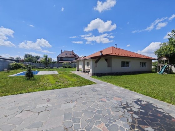 Без комісій! Будинок 200м2. З басейном та каміном. Київ. Нижні сади. Осокорки. 2021 року