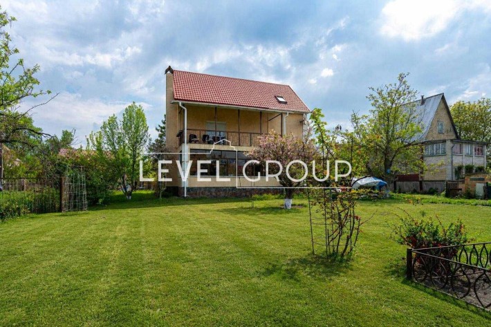 Продаж 3 поверхового будинку з верандою і ділянкою на 12 соток, 204 кв. м, 4 кімнати, на вул. Мислив - фото 1