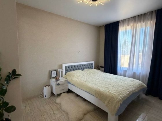 ТЕРМІНОВО. ПРОДАМ. Будинок з ремонтом в місті Ірпінь. Лісова частина. Басейн. Торг. Затишок. Київ 10 Ірпінь