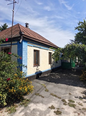 Продам дом с усадьбой в Кременчуге - фото 1