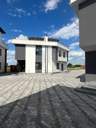 Будинок Осокор з виходом на канал (Осокорки) - фото 1