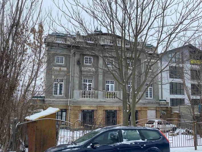 Продам багатоквартирний будинок в нагірній частині міста - фото 1