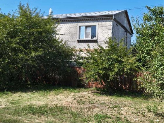 Продам гарний будинок в центрі Градизька Кременчуг
