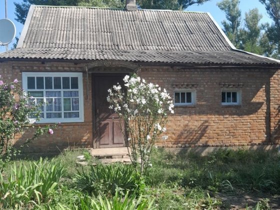 Продам дом на посёлке  Горький Кривий Ріг