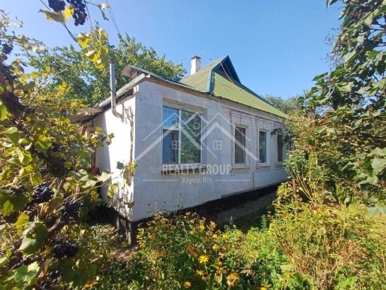 Продаж будинку в Ц-м районі з меблями . Кривой Рог