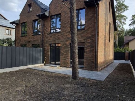 • Продам Просторий будинок 144 м² з мансардою та власним подвір’ям | топ локація | Ірпінь | газ