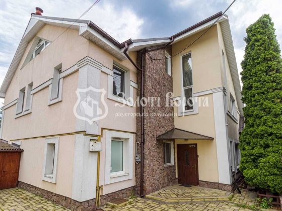 Будинок, 3 поверхи. 5 соток. Євроремонт. Збруцька 5, Святошинський р-н