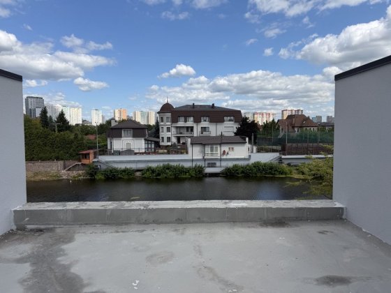 Дом дуплекс таунхаус квартира газ пешком 15 минут к метро Славутич Киев левый берег Осокорки от заст
