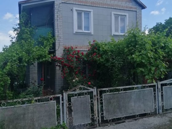Продається дачна ділянка з будинком Кривой Рог