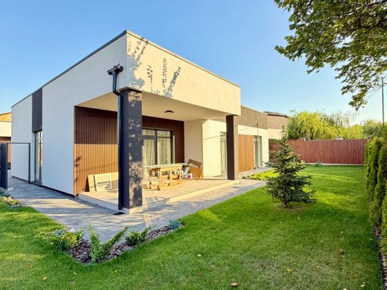Продаж Одноповерховий будинок Осокорки ремонт меблі Закрита територія