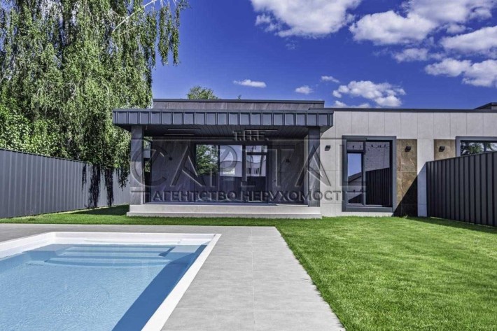 Терміновол!!! Продаж Дуплекс, Дарницький район, вул. Центральна, 156 м2 - фото 1