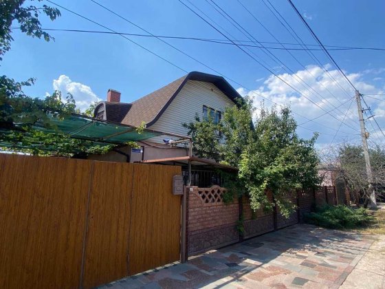 Продаж будинку 103 кв.м. по вул. Шулейкіна (взуттєва фабрика) з доглянутою територією, сауною та буд Кривой Рог