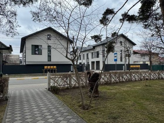 Таунхаус у центрі Ірпеня з документами | Газ | Держпрограми | Без комісії Ірпінь