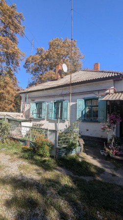 Ключі в АН. Продаж будинку в центральній частині міста. - фото 1