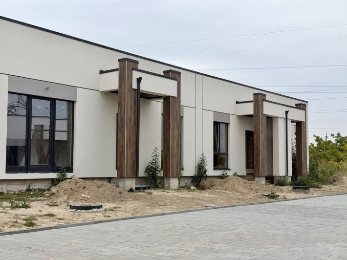 Сучасний котедж 70 м². Перша лінія, від забудовника. мас. Макарова - фото 1