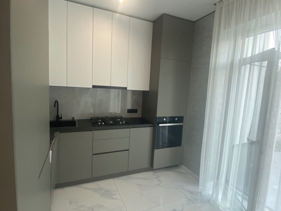 Продам котедж 90 м.кв з сучасним ремонтом та меблями  на Щасливому Рівне